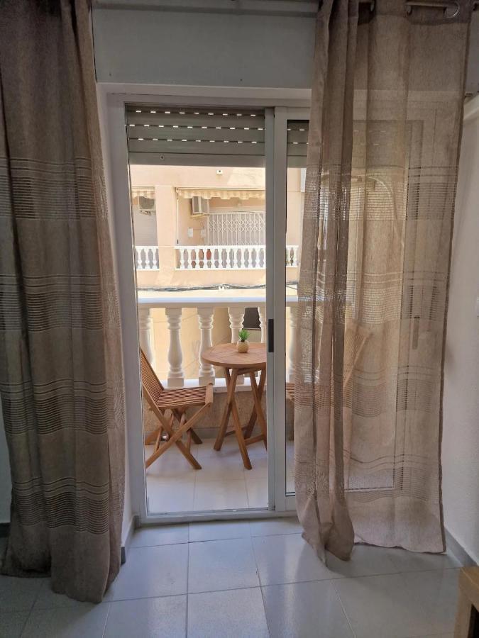Almudena Apartments Torrevieja Extérieur photo