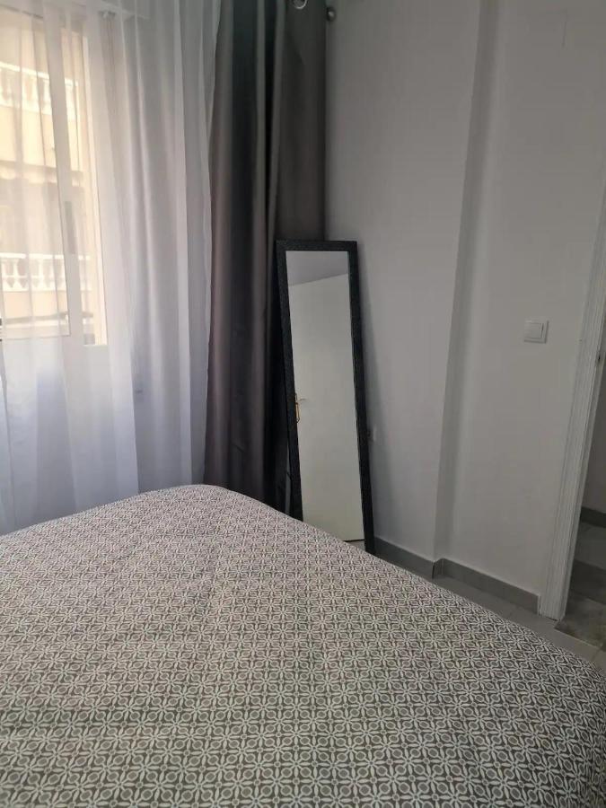 Almudena Apartments Torrevieja Extérieur photo