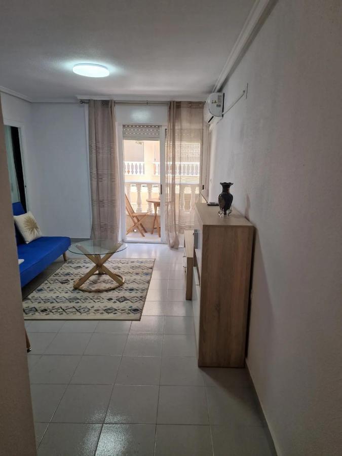 Almudena Apartments Torrevieja Extérieur photo