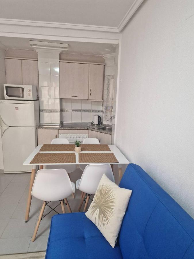 Almudena Apartments Torrevieja Extérieur photo